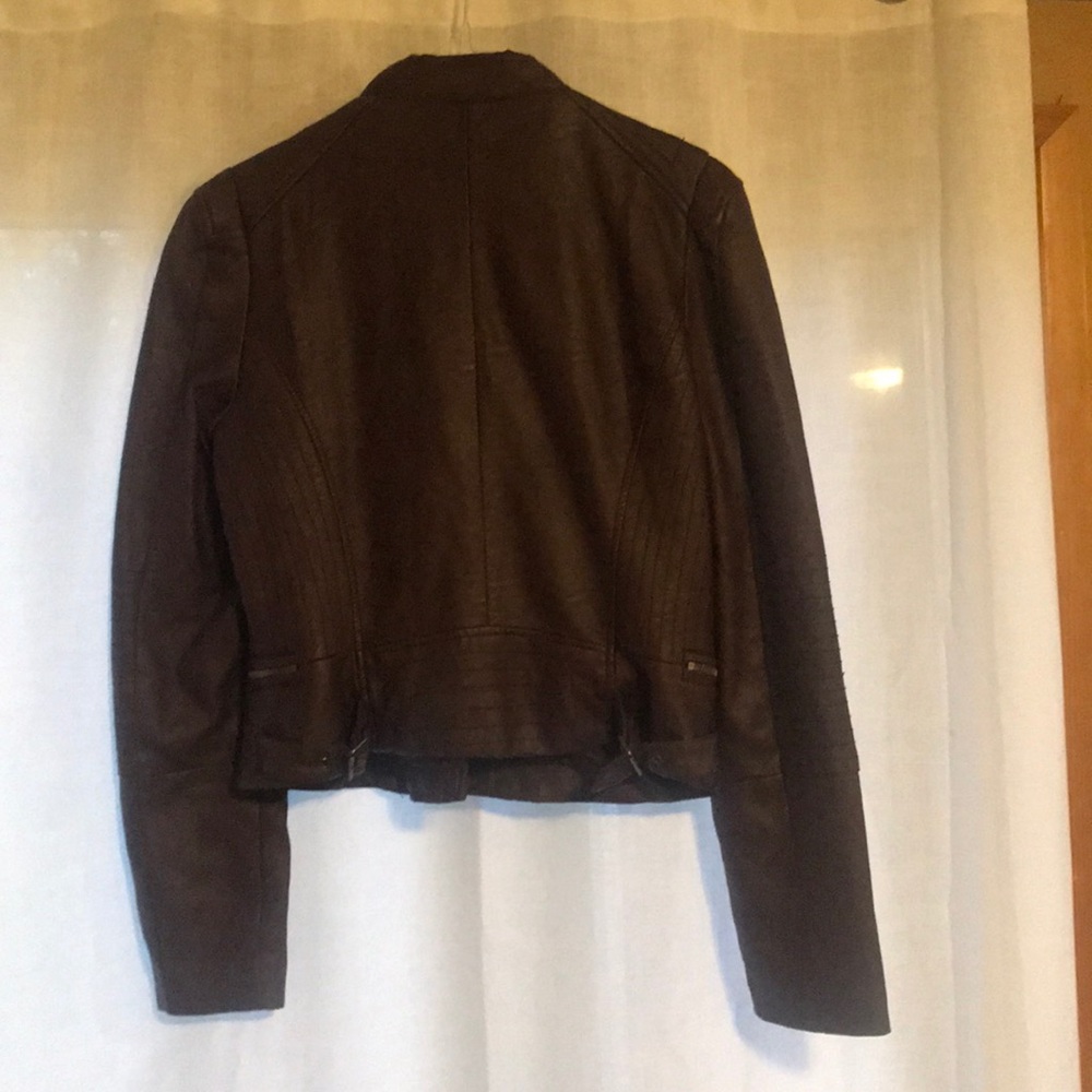 Faux jacket - Picture 2 of 4